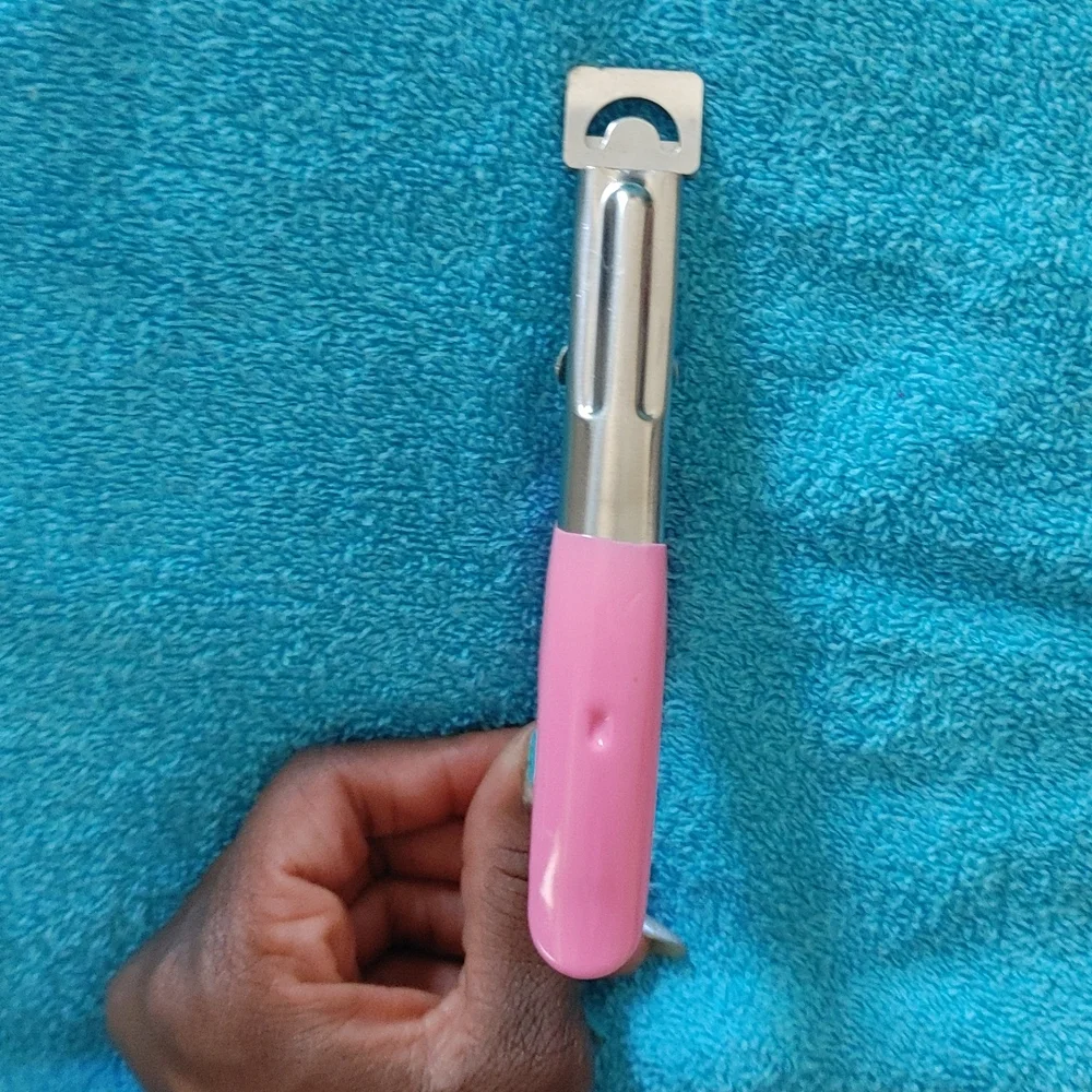 Nails - Picture 6 of 6